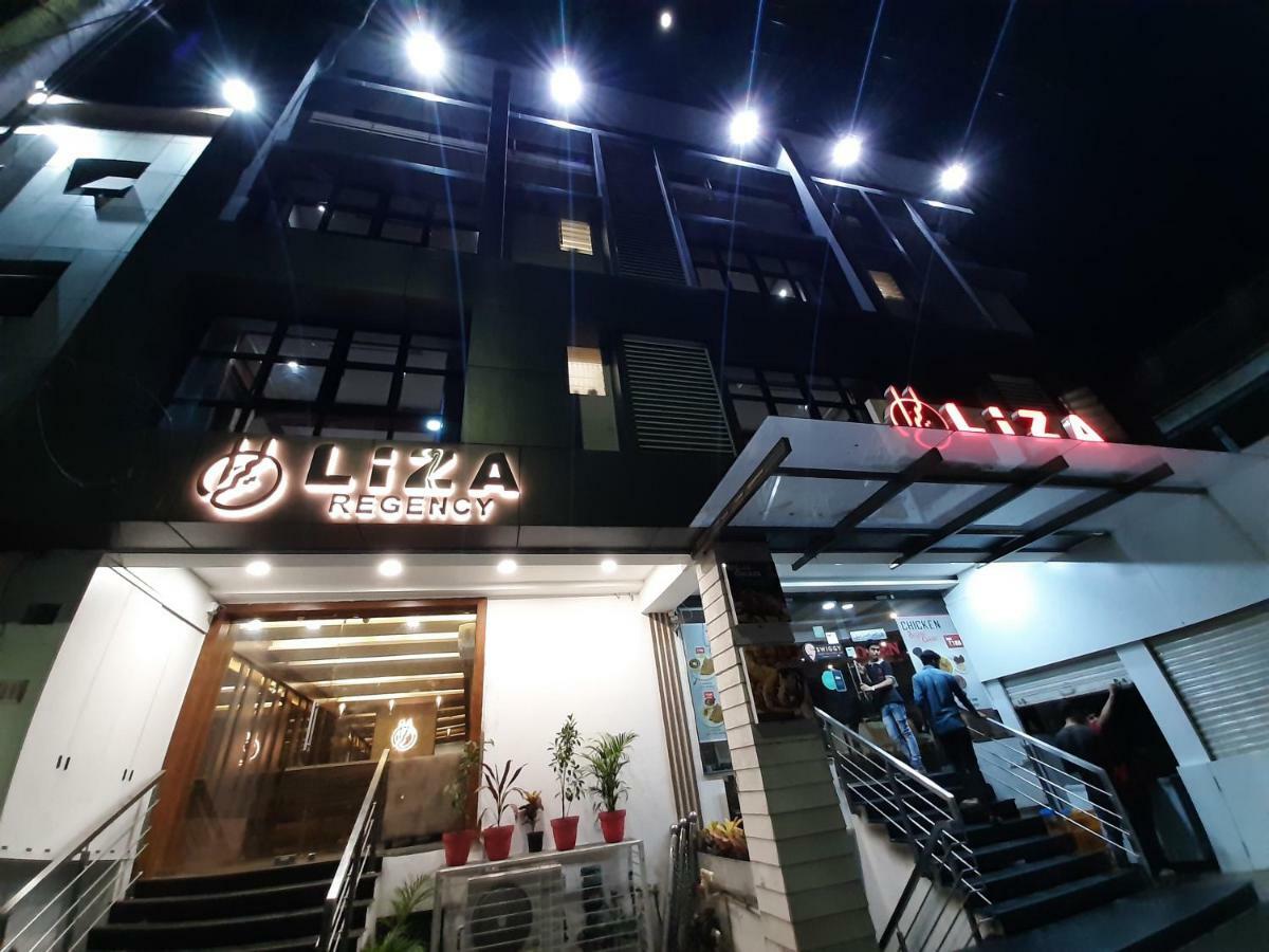 Liza Regency Hotel Ченай Екстериор снимка