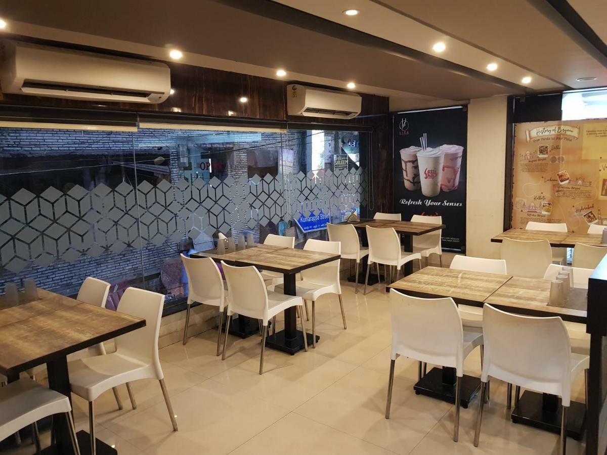 Liza Regency Hotel Ченай Екстериор снимка
