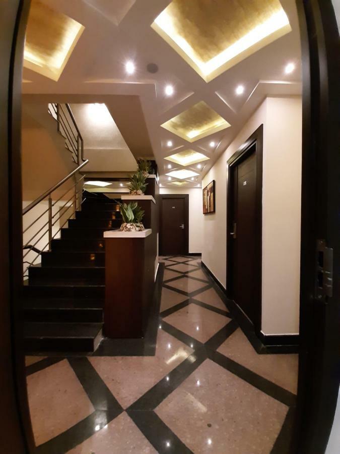 Liza Regency Hotel Ченай Екстериор снимка
