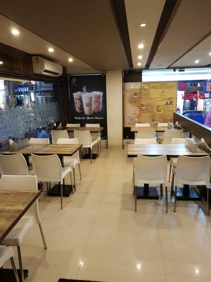 Liza Regency Hotel Ченай Екстериор снимка