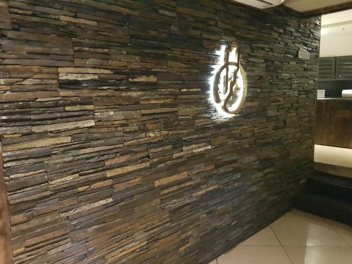Liza Regency Hotel Ченай Екстериор снимка